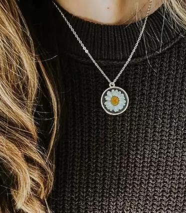 White Daisy Pendant Necklace for Women - Natural Resin.